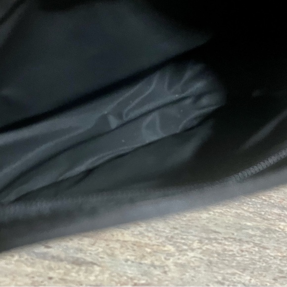 Monteil Paris cosmetic bag - Picture 7 of 15